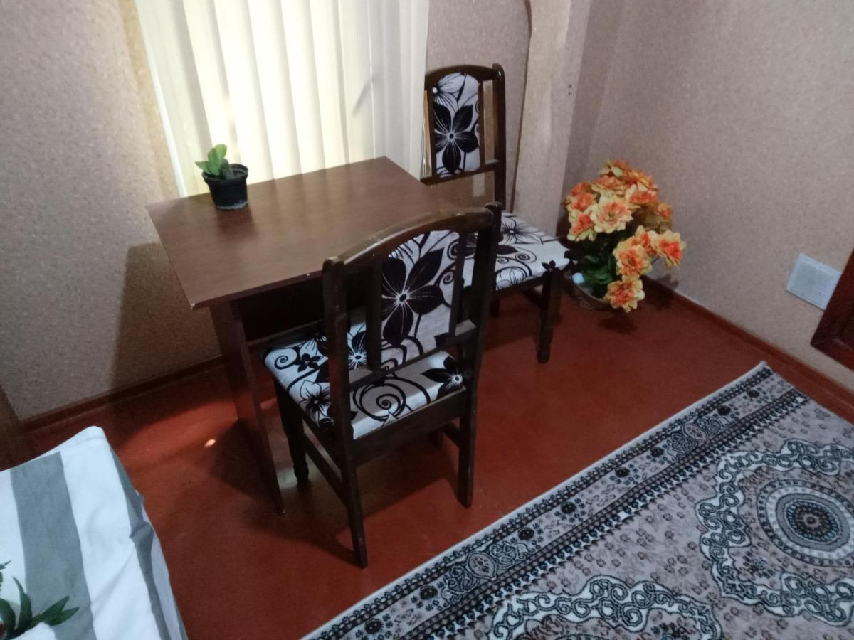 Sayfi Guesthouse Dushanbe Ngoại thất bức ảnh