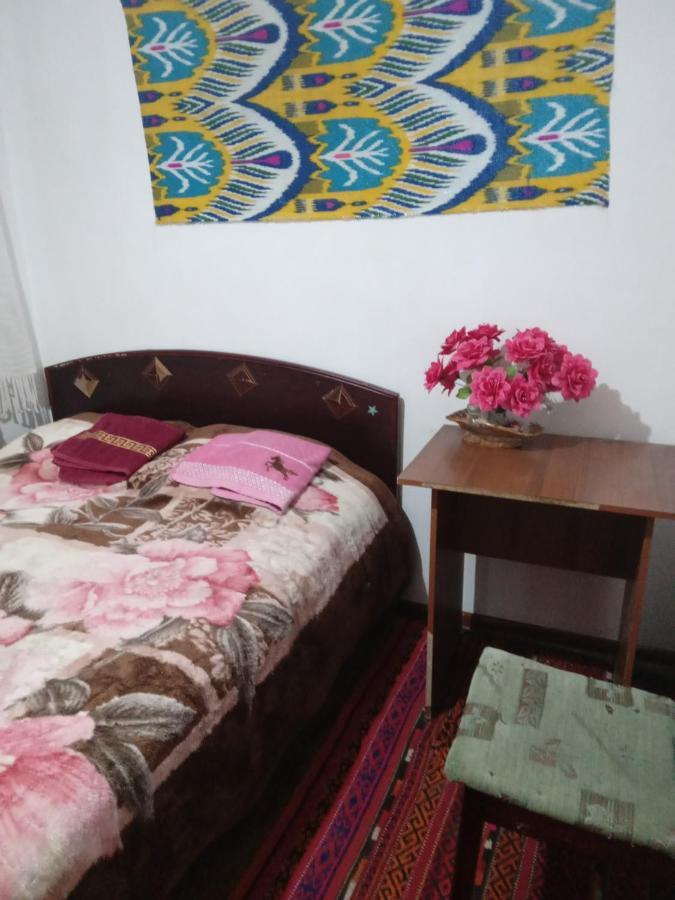 Sayfi Guesthouse Dushanbe Ngoại thất bức ảnh